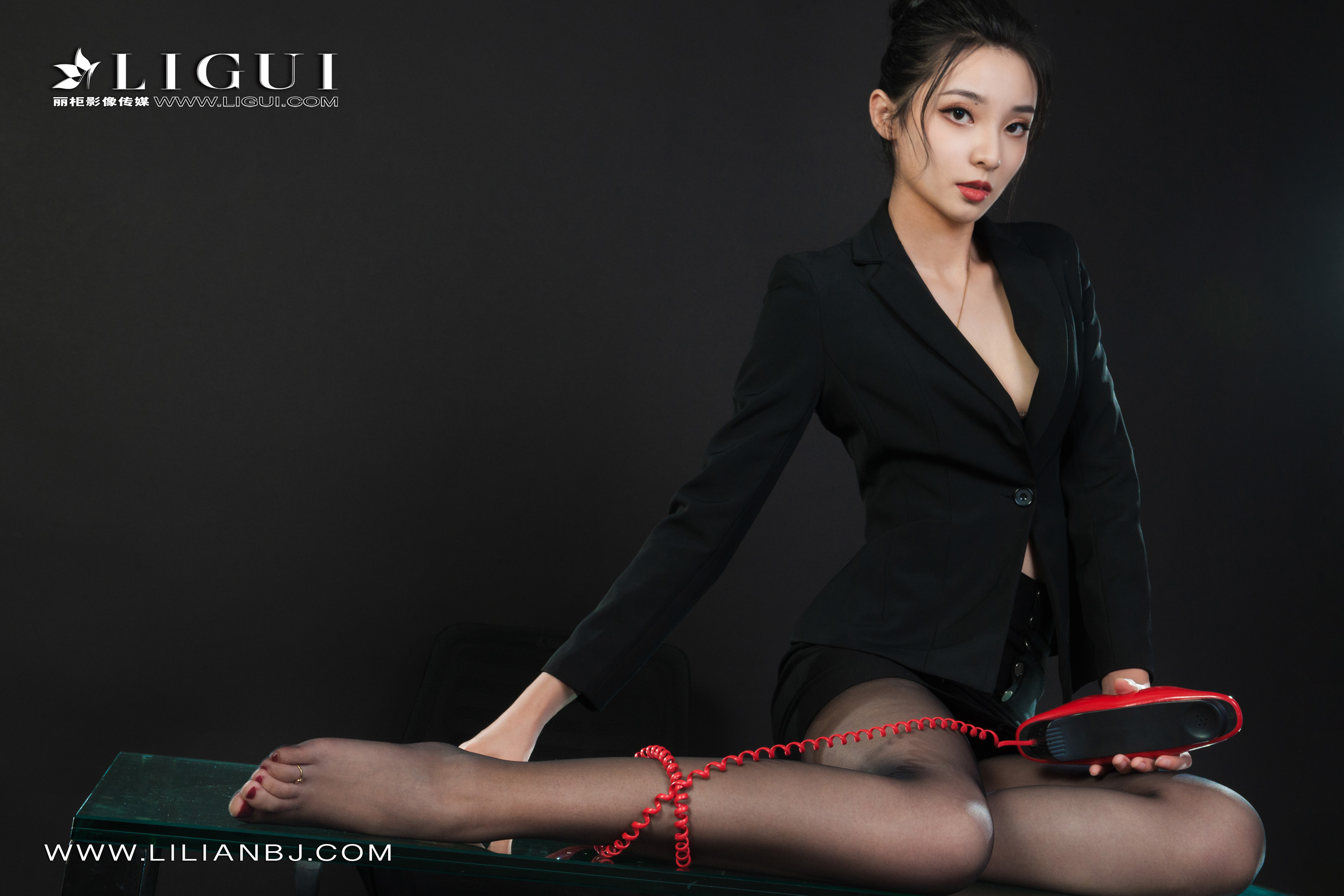 Ligui Beautiful cabinet 2022.01.12 network beauty Model Yixuan